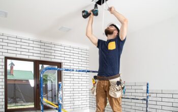 Electrician in Independence